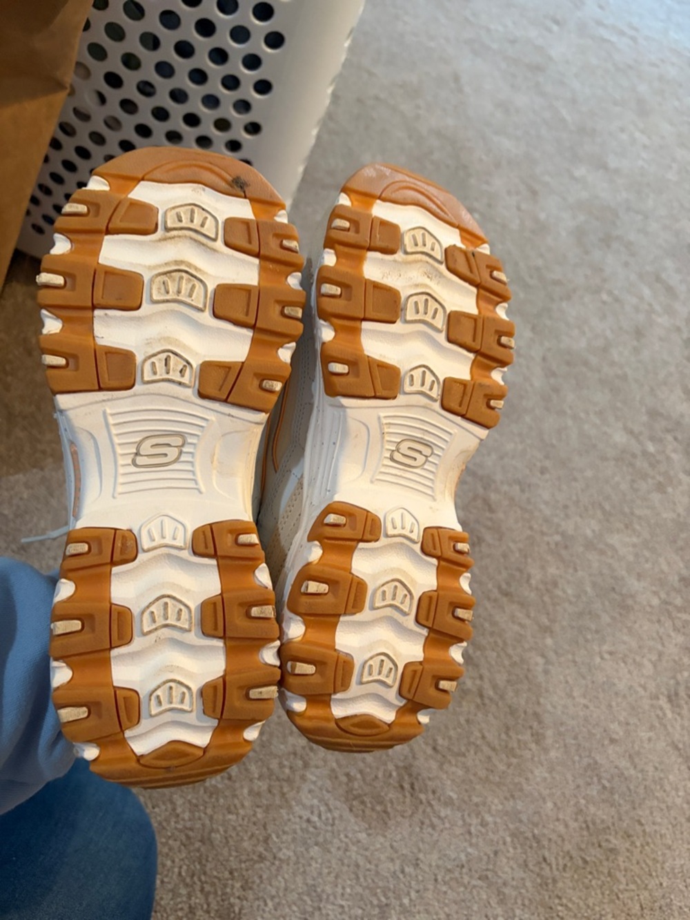 Skechers Cream and Peach Low-Top D'Lites Sneakers - Picture 5 of 6